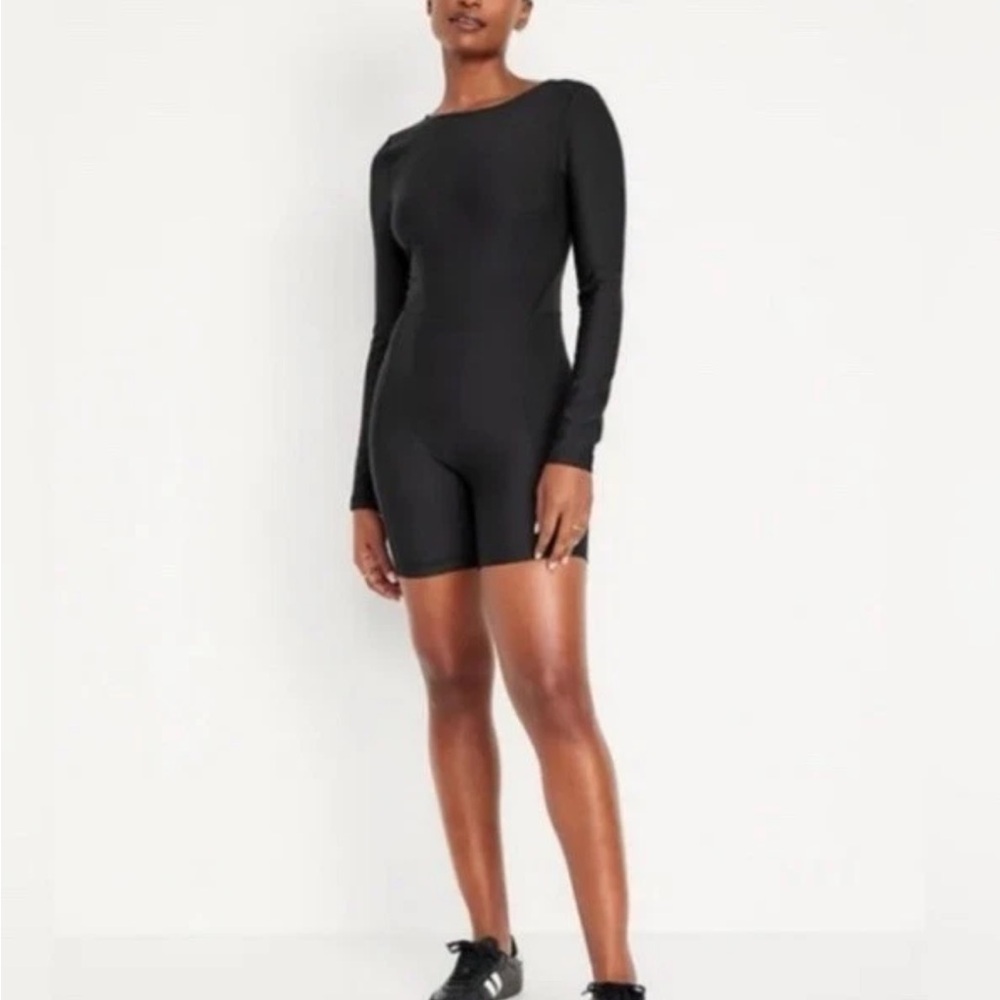 Old Navy Powersoft Mesh Black Long Sleeve Romper Bodysuit Size Small